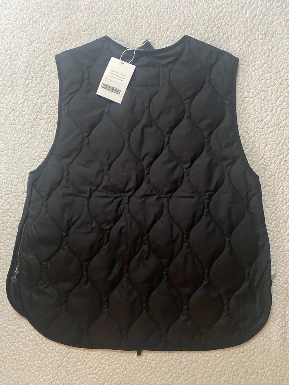 Everlane Black Quilted Vest with Silver Zipper - Picture 2 of 6